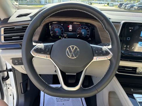 New 2026 Volkswagen Atlas SE FWD image 29