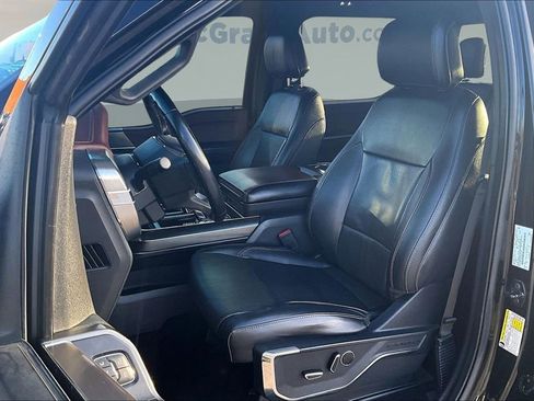 Used 2021 Ford F150 Lariat w/ Max Trailer Tow Package image 19