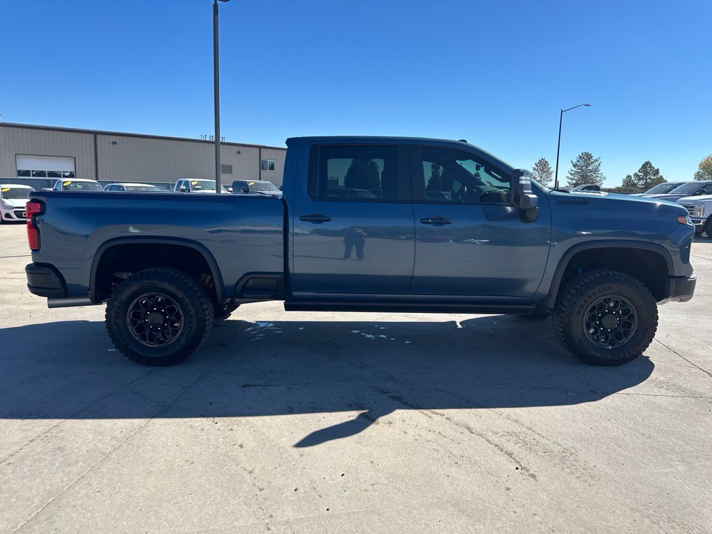 Certified 2024 Chevrolet Silverado 2500 ZR2 w/ ZR2 Bison Edition AWD/4WD image 38
