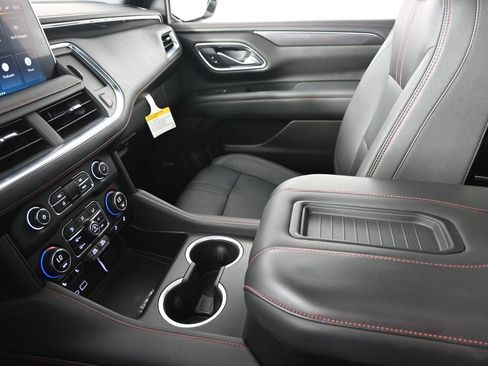 Used 2023 Chevrolet Tahoe RST AWD/4WD image 31