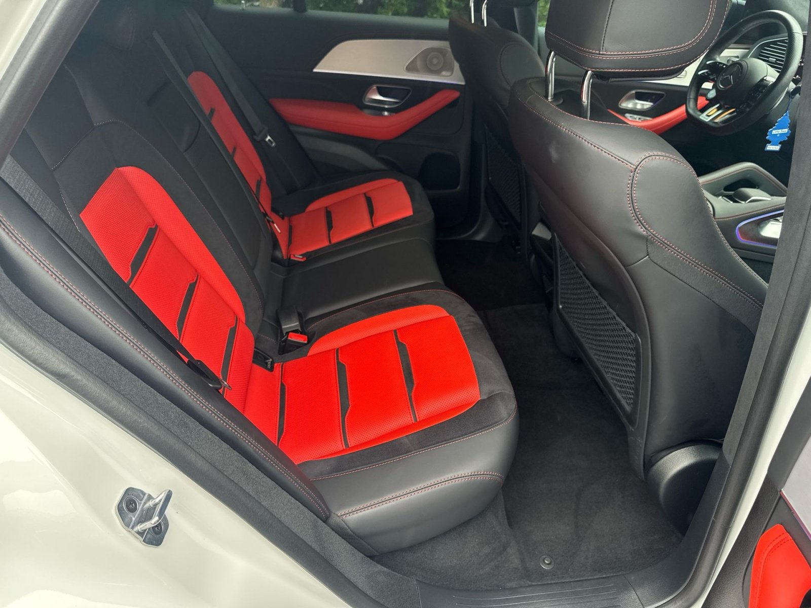 Used 2025 Mercedes-Benz GLE 63 AMG S image 32