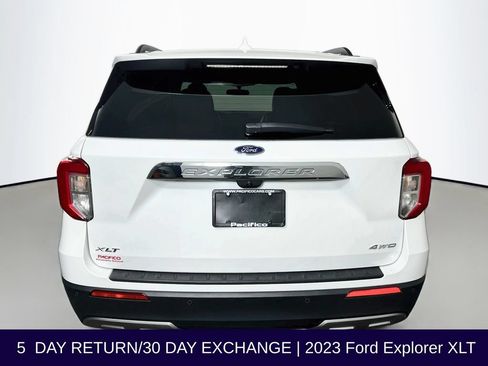 Certified 2023 Ford Explorer XLT w/ Equipment Group 202A AWD/4WD image 7