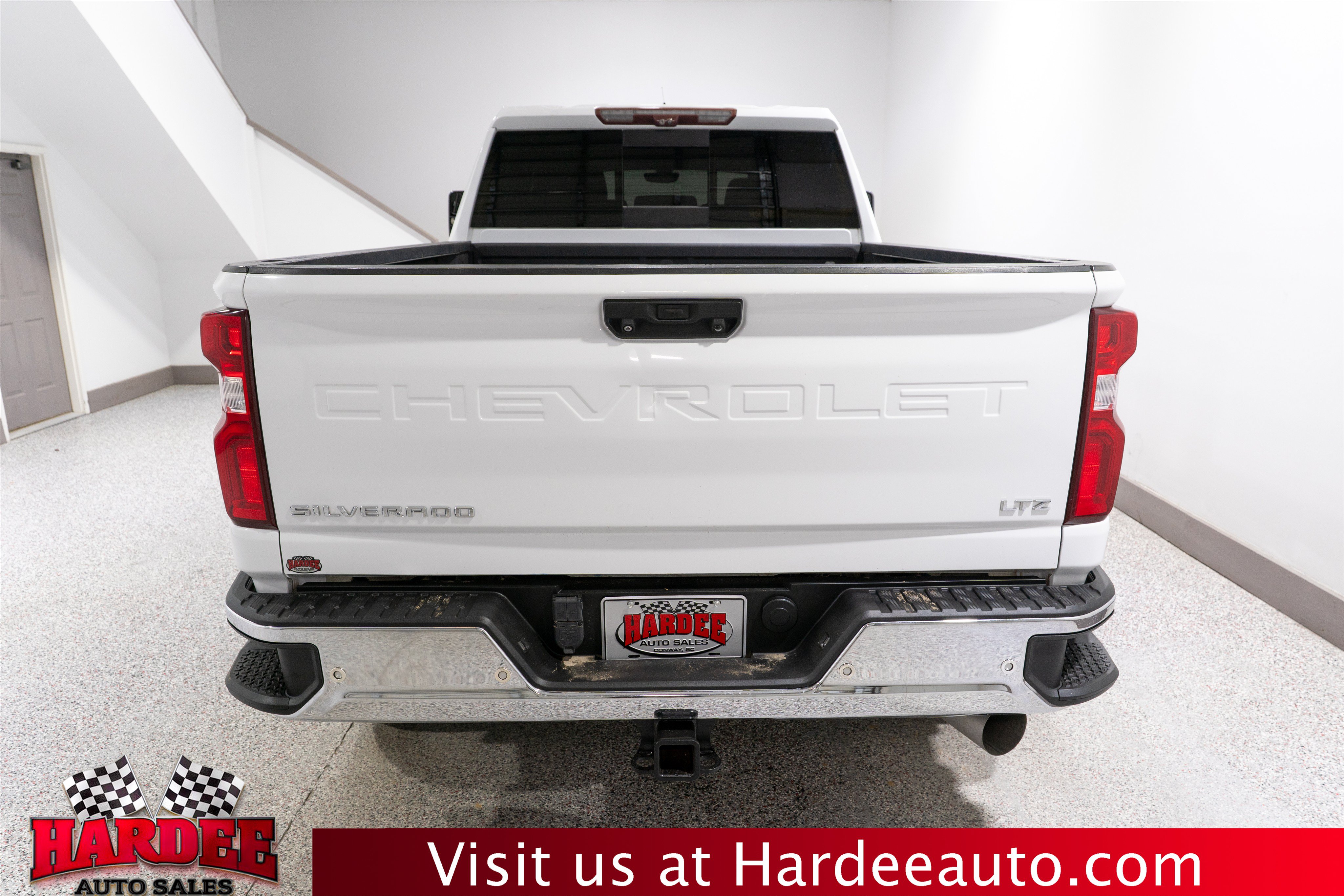 Used 2020 Chevrolet Silverado 2500 LTZ w/ Technology Package AWD/4WD image 4