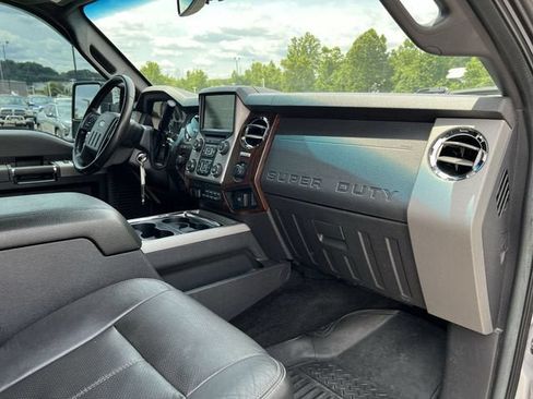 Used 2016 Ford F350 Lariat w/ Lariat Interior Package AWD/4WD image 29