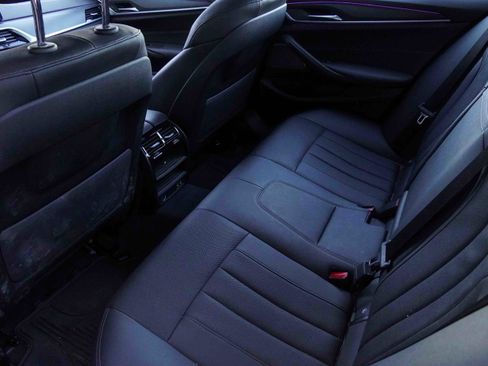 Certified 2023 BMW 530i xDrive w/ M Sport Package image 36