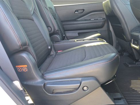 Used 2024 Nissan Pathfinder Rock Creek image 15