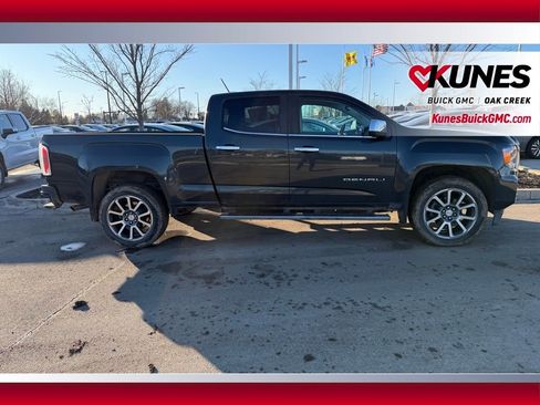 Used 2021 GMC Canyon Denali image 4
