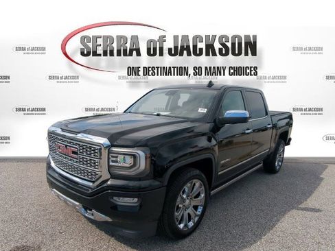 Used 2018 GMC Sierra 1500 Denali w/ Denali Ultimate Package AWD/4WD image 4