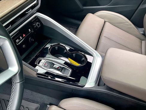 Used 2025 Audi Q5 Premium Plus w/ Premium Plus AWD/4WD image 28