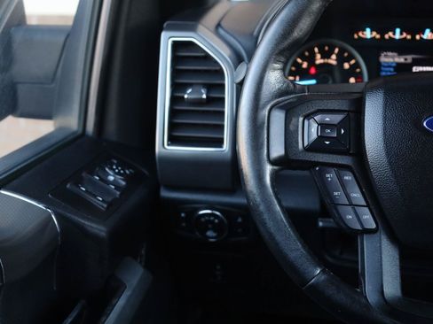 Used 2017 Ford F150 XLT w/ Equipment Group 302A Luxury AWD/4WD image 31