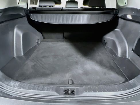 Used 2025 Toyota RAV4 XLE FWD image 34