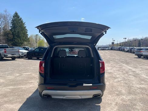 Used 2023 GMC Acadia SLT AWD/4WD image 14