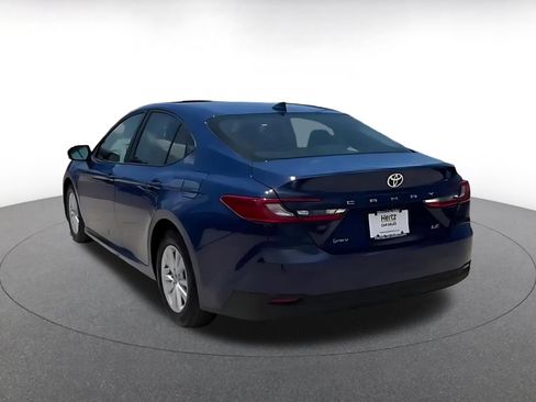 Used 2025 Toyota Camry LE FWD image 11
