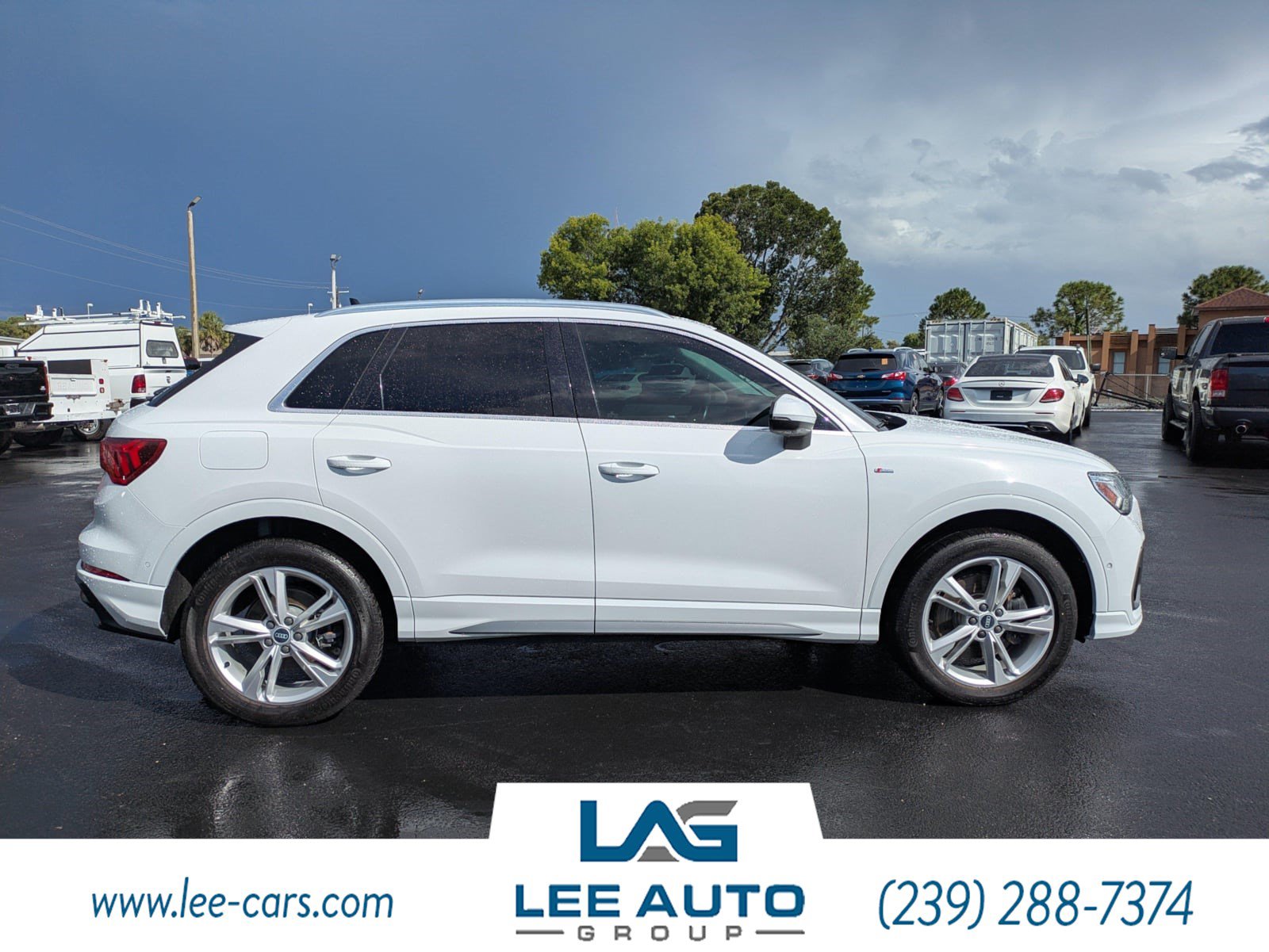 Used 2021 Audi Q3 2.0T Premium Plus w/ Premium Plus Package AWD/4WD image 2