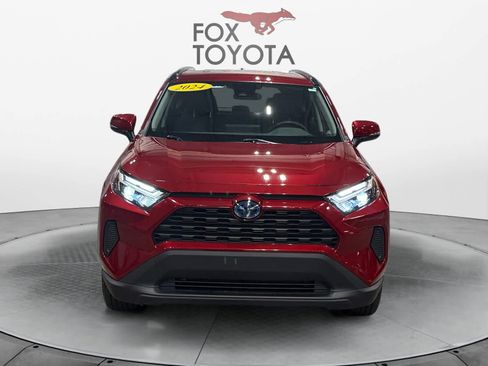 Used 2024 Toyota RAV4 XLE AWD/4WD image 9
