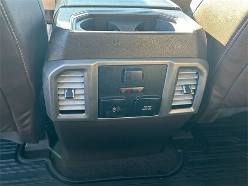 Used 2019 Ford F150 Limited image 22