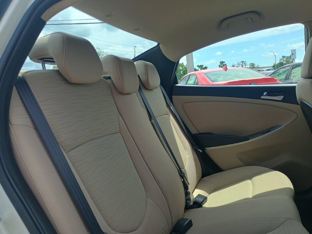 Used 2016 Hyundai Accent SE FWD image 20