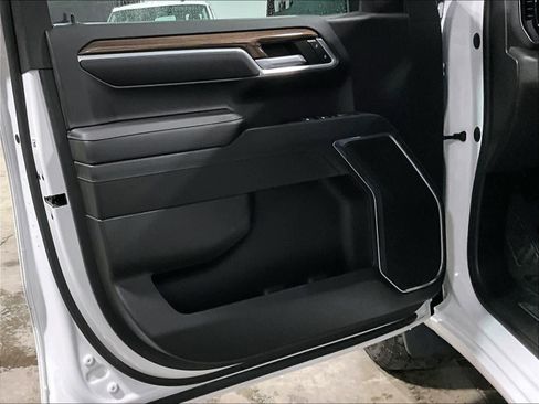 Certified 2022 Chevrolet Silverado 1500 LT image 9