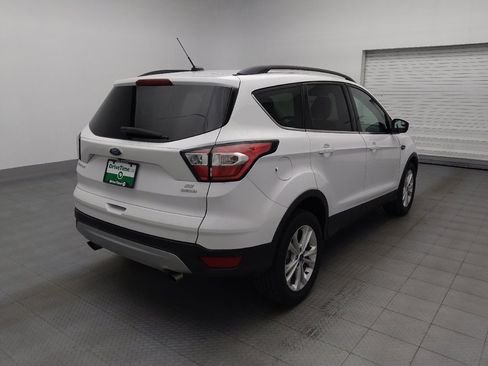 Used 2018 Ford Escape SE FWD image 9