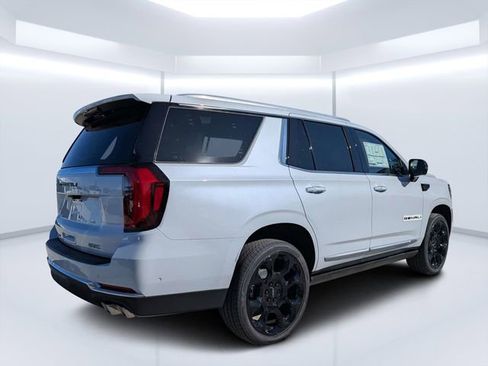 New 2026 GMC Yukon Denali w/ Denali Reserve Package image 3