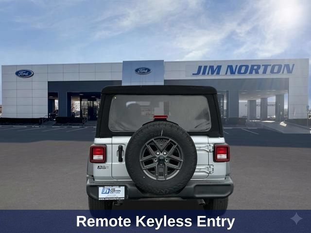 Used 2024 Jeep Wrangler Unlimited Sport AWD/4WD image 6