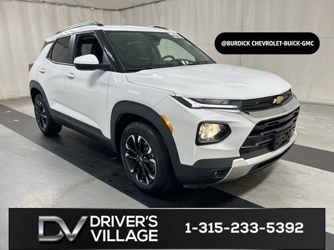 Certified 2023 Chevrolet TrailBlazer LT FWD image 1