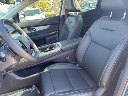 Certified 2025 Nissan Murano SL image 28