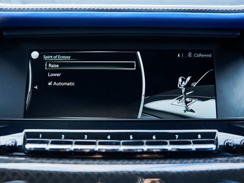 Used 2023 Rolls-Royce Cullinan Black Badge w/ Driver's Package image 80