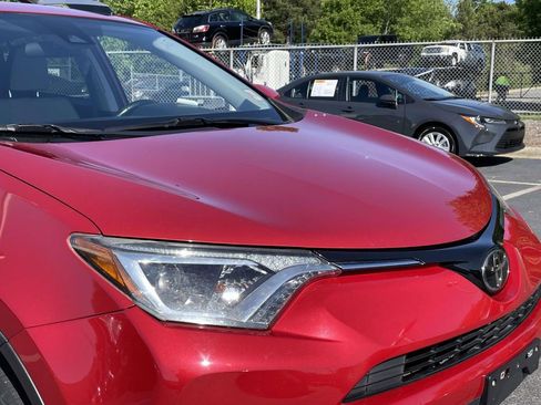 Used 2017 Toyota RAV4 XLE image 2