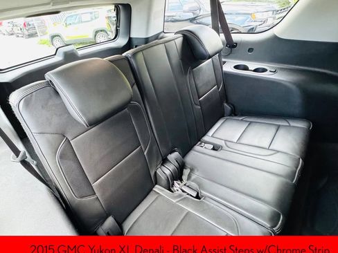 Used 2015 GMC Yukon XL Denali RWD image 19