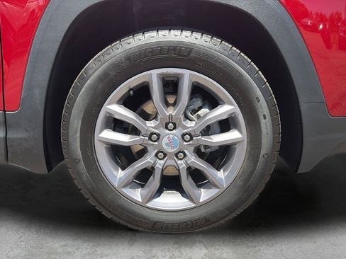 Used 2023 GMC Terrain SLT AWD/4WD image 26