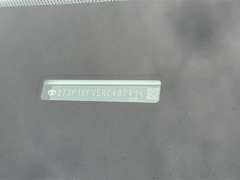 Used 2024 Toyota RAV4 XLE image 9