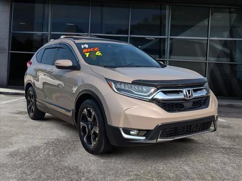 Used 2019 Honda CR-V Touring image 2