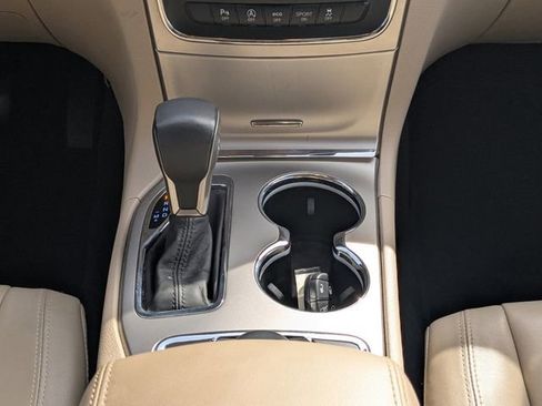 Used 2017 Jeep Grand Cherokee Limited image 20