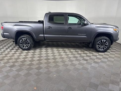 Used 2020 Toyota Tacoma w/ TRD Off-Road Package image 20