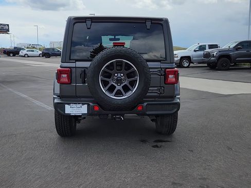 Used 2021 Jeep Wrangler Unlimited Sport AWD/4WD image 3