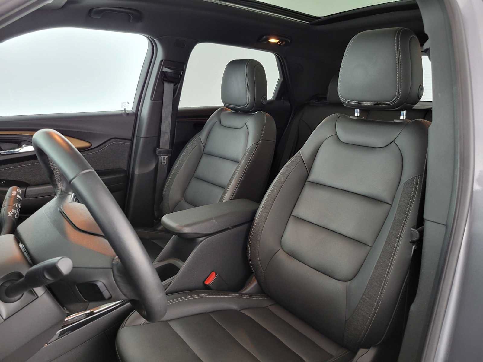 Used 2023 Chevrolet TrailBlazer ACTIV w/ Sun and Liftgate Package FWD image 21