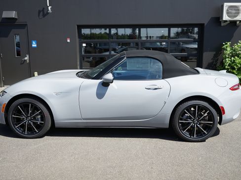 New 2026 MAZDA MX-5 Miata Grand Touring RWD image 6