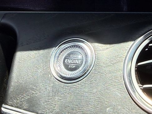 Used 2023 Mercedes-Benz E 450 4MATIC Sedan image 39