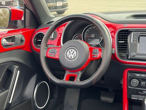 Used 2018 Volkswagen Beetle 2.0T S image 26