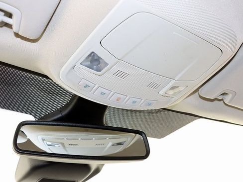 Used 2023 Ford Edge SEL image 21