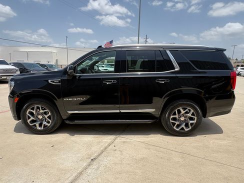Used 2023 GMC Yukon Denali AWD/4WD image 5