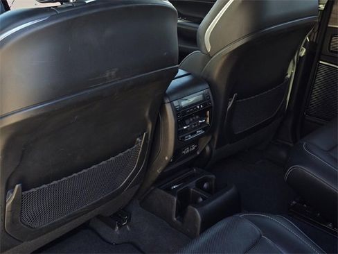 Used 2022 Jeep Grand Cherokee L Overland w/ Luxury Tech Group IV image 29