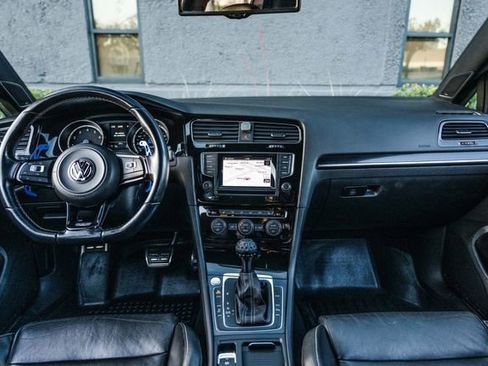 Used 2015 Volkswagen Golf R 4Motion image 4