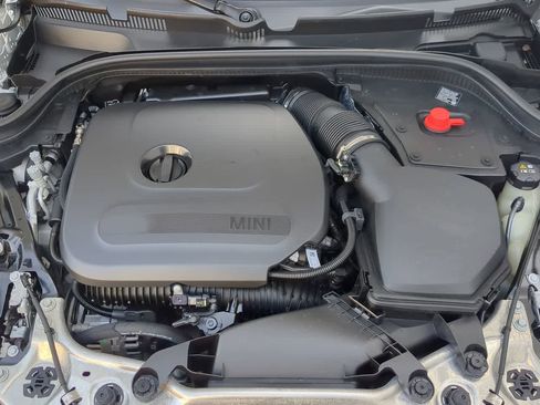 Used 2025 MINI Cooper 2-Door Hardtop image 14