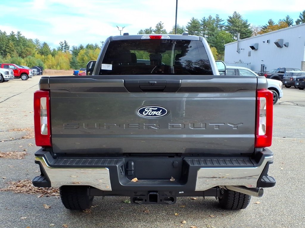 New 2027 Ford F350 XLT w/ Snow Plow Prep Package AWD/4WD image 6