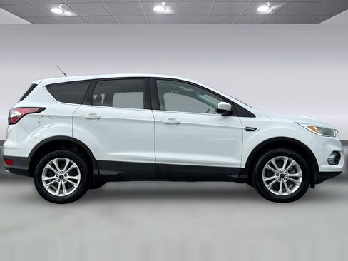 Used 2017 Ford Escape SE AWD/4WD image 8