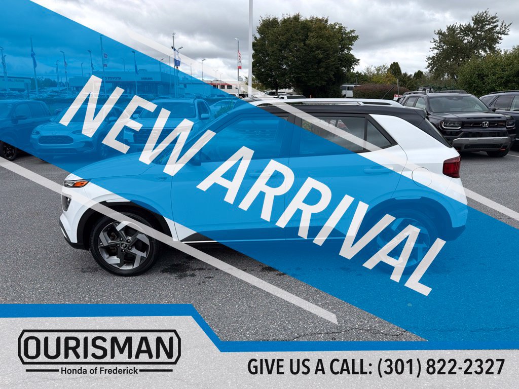 Used 2023 Hyundai Venue Limited w/ Cargo Package FWD image 3