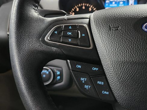 Used 2017 Ford Escape Titanium image 26