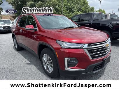 Used 2023 Chevrolet Traverse LT